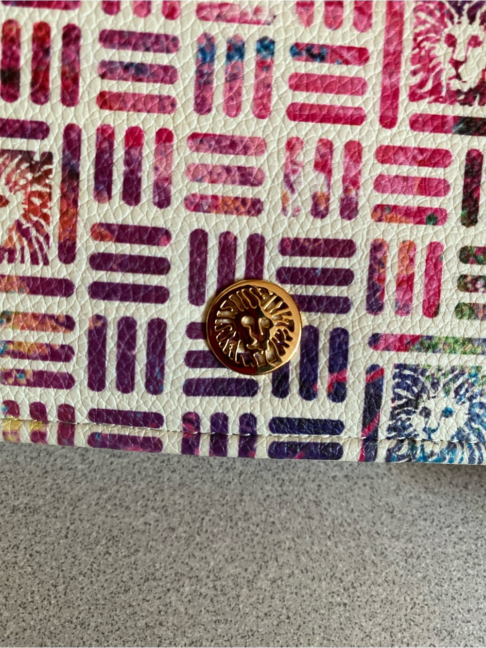 Anne Klein Multicolor Geometric Lion Logo Clutch Wallet - Picture 8 of 10